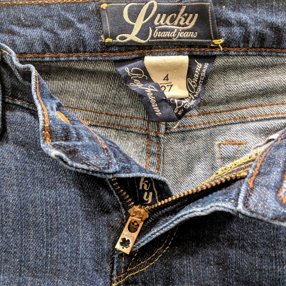 Lucky brand worn-in size 4/27 Lil Zoe 👖